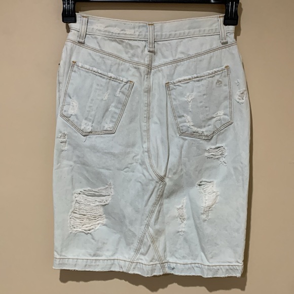 Rag & Bone size 26 jean skirt - Picture 6 of 9